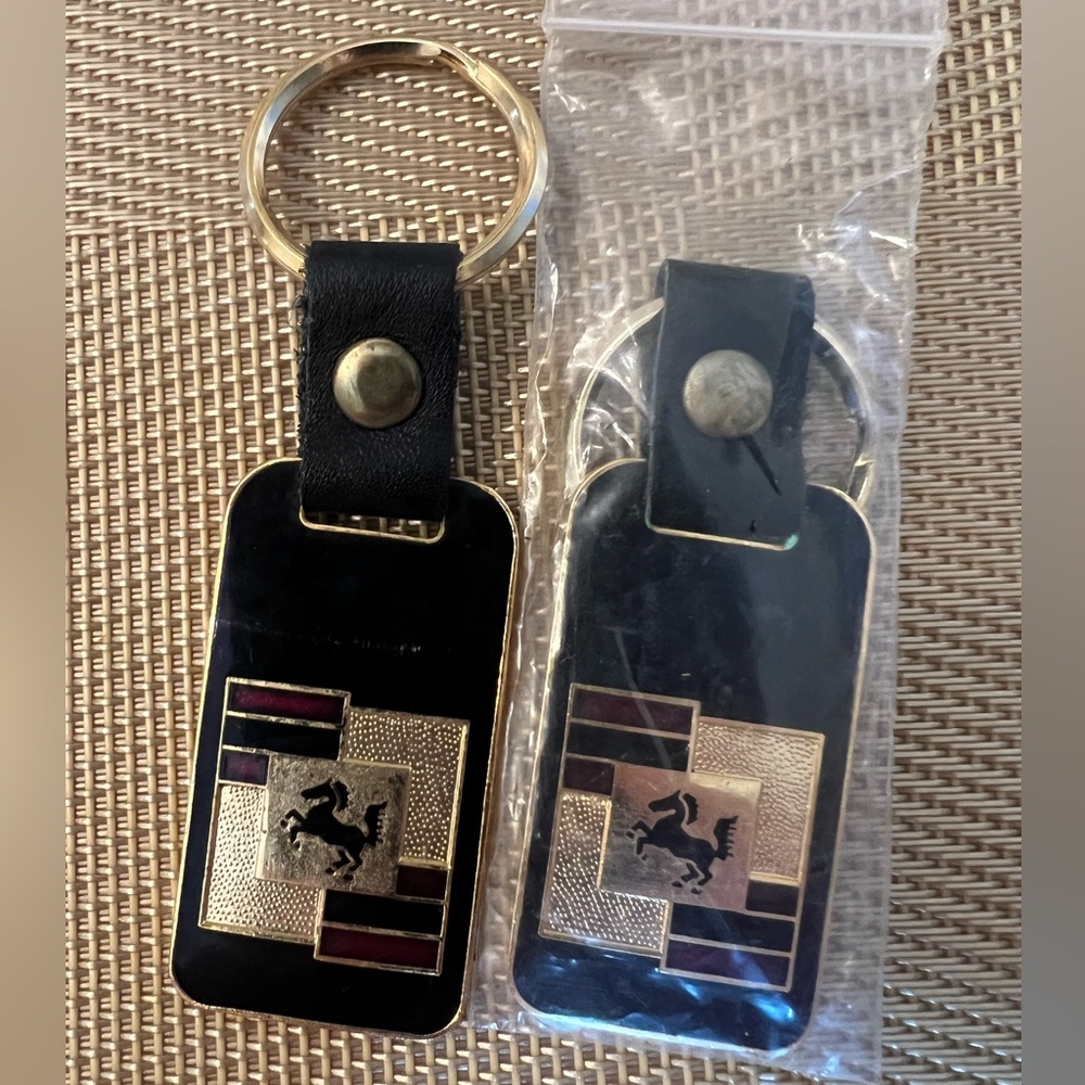 Euroseries automotive Car Art Ferrari Key chains NEW